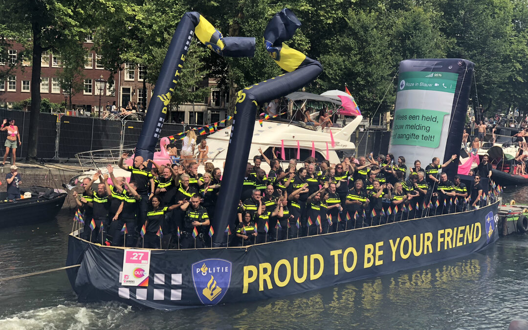 De hypocrisie van de politie tijdens Pride