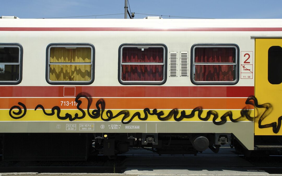 Maar waaróm is de trein nou zo duur?