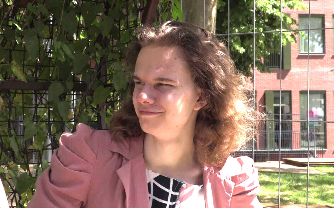 ‘Trans schaaksters weren is een transfobe meesterzet’