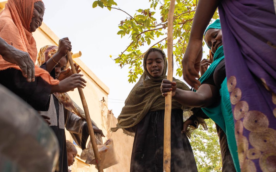 Deze ontheemde Sudanese vrouwen voeden dagelijks duizend mensen